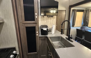 2019 Forest River Sabre 36FRP FifthWheel Sleeps 11