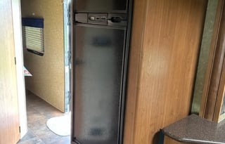 Couples Retreat & Pet Friendly Camper Rental