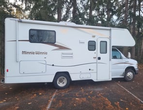 Winnebago Minnie Winnie 22R