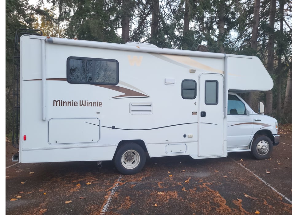 Class C Motor Home rentals in Victoria
