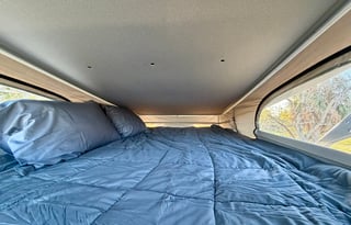 2024 Jayco Swift 20D (Sleeps 4!)