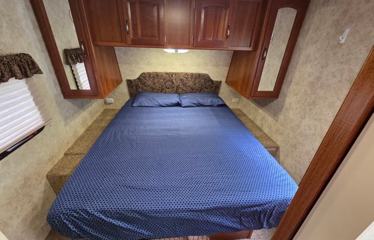 Queen Bed