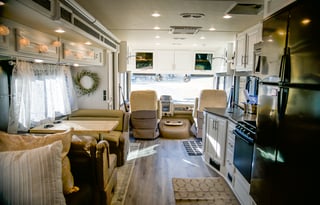 Renovated Bounder 33C Loaded 4 Fun/Great Floorplan