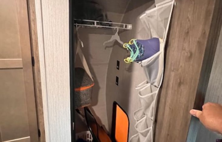 Storage closet, front bedroom