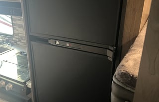 2020 Dutchmen RV Coleman Lantern LT Series 215BH