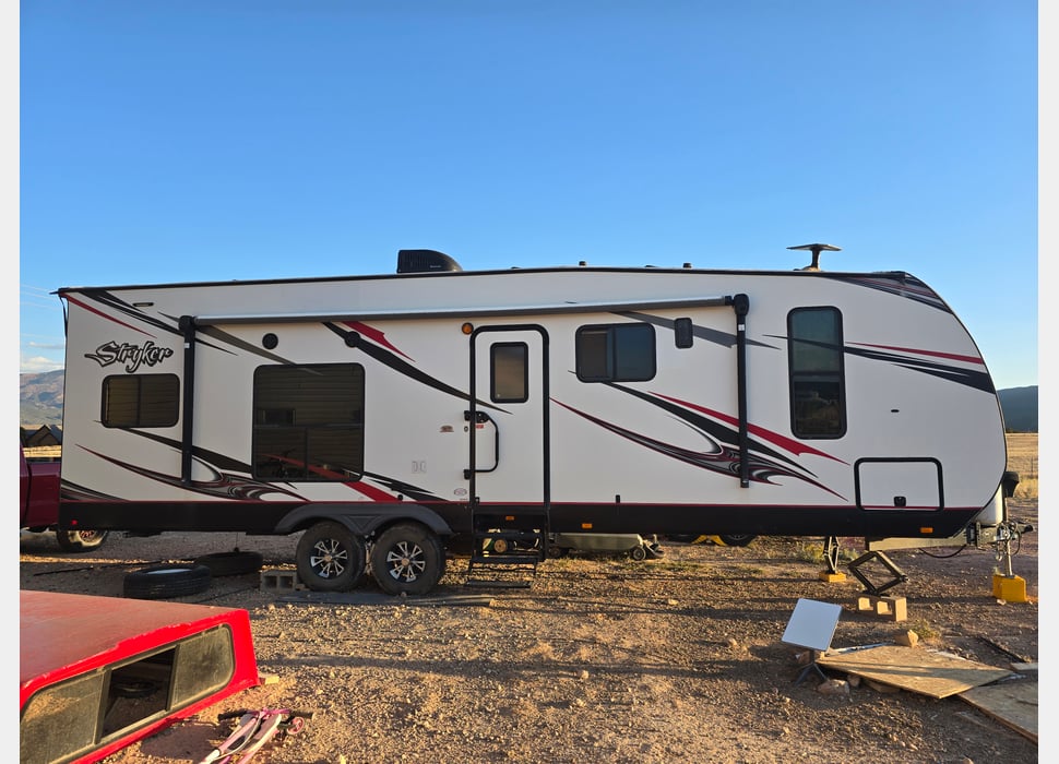Toy Hauler rentals in La Verkin