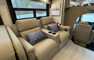 ‘Serenity’ Loaded with Comfort Amenities + Grill