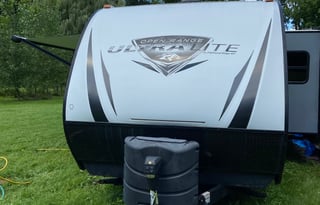 2017 Highland Ridge Open Range Ultra Lite UT2802BH