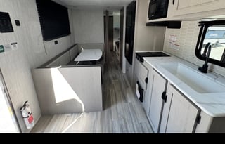 2025 Viking 25QBH