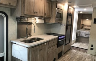 2019 Forest River RV Sunseeker LE 2850SLE Ford
