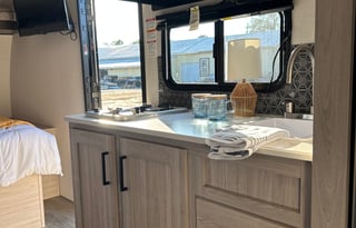 2025 Heartland Mallard - Self tow w/ Bunk beds