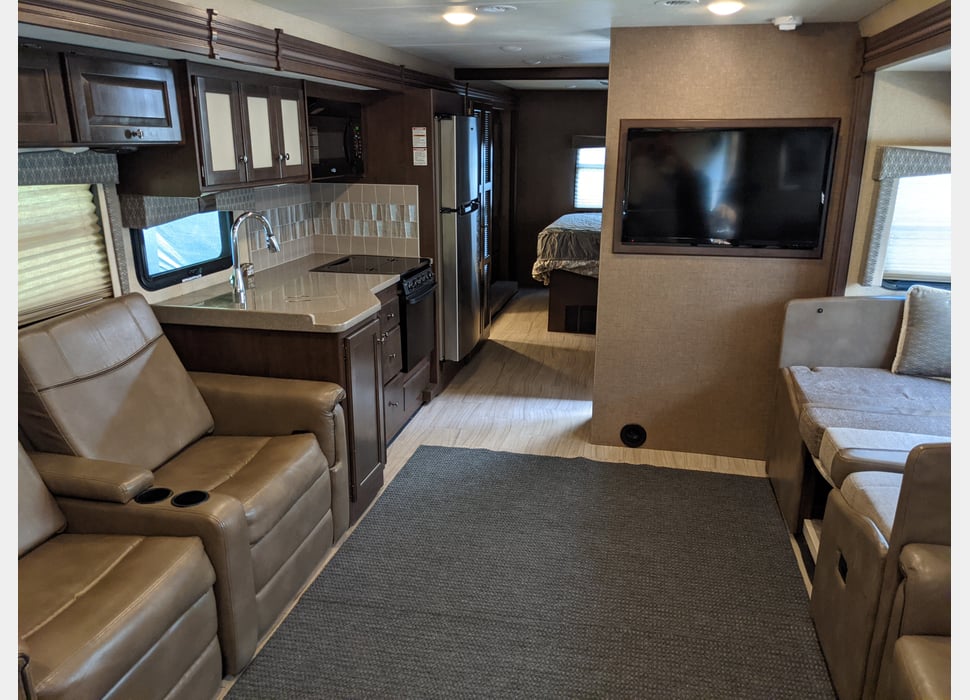 Class A Motor Home rentals in Mason City