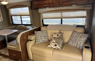 2016 Coachmen RV Mirada 35BH
