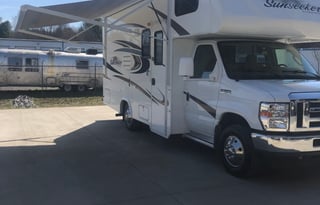 2014 Forest River RV Sunseeker 2300 Ford