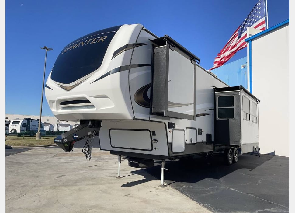 Fifth Wheel rentals in Boston