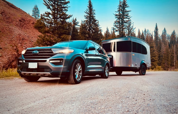 Dreaming of Grand Teton, Yellowstone, or Glacier? The Basecamp 20X is built for true 4-season northern mountain exploration. Equipped with a powerful ducted furnace and insulated, heated tanks.