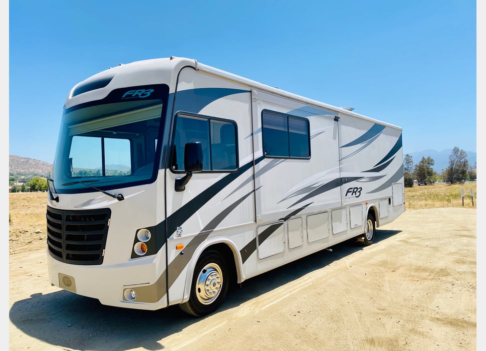 Class A Motor Home rentals in SANTA MARIA