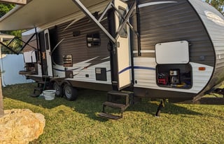 Chloe and Dylan's Florida RV getaway