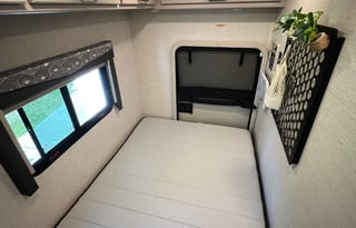 2024 Thor Four Winds 26X | Modern RV | Delivery