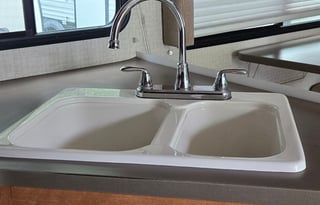 Family Road Trip RV | Sleeps 10 & Pet Friendly