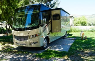 Enzo: New, Kid friendly, 2 full bath, washer/dryer