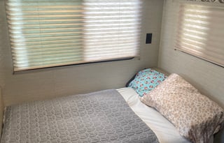 Homey Away From Home - Family Friendly and Cozy