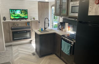 Reba-Family camper with BUNKHOUSE and WIFI