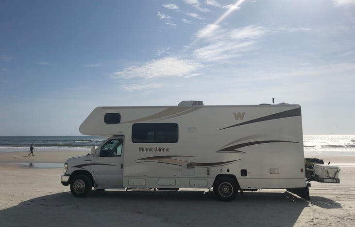 A picnic on Dayton Beach. Turn the generator on and make yourself a morning coffee while you experience the beauty of the sunrise on the Atlantic Ocean.