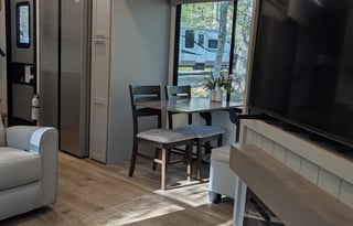 2025 Alliance RV Avenue 38DBL