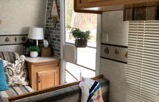 2004 Pioneer Fleetwood 18T6 Travel Trailer