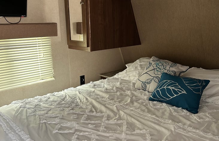 Comfortable Queen Bed