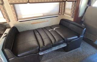 Pet friendly, smoke free, "The War Wagon"