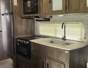 Forest River RV Wildwood X-Lite 261BHXL