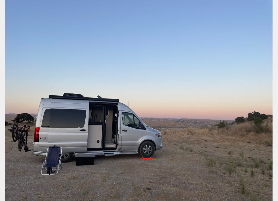 Class B Camping Van rentals in Los Angeles