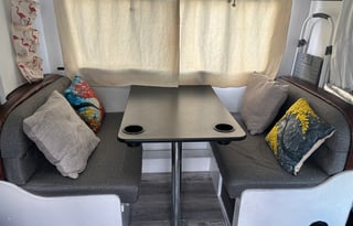 Rainbow Chaser (All Amenities FREE)