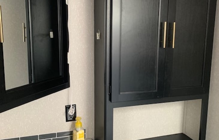 Linen and personal item storage