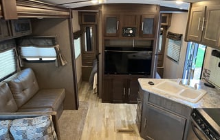 2018 Forest River Surveyor-Hunters/Pets welcome