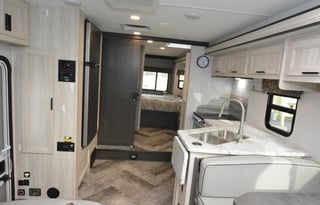 Sunseeker S5 with Theater Chairs!
