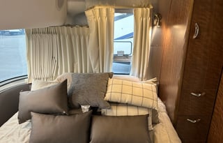 2020 Airstream RV Globetrotter 25FB