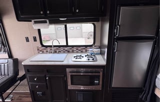2016 26’ Jayco Toyhauler