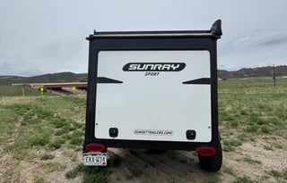 Cozy Offroad Camper with Tempur-Pedic Bed
