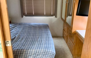 2006 Fleetwood Jamboree 31k