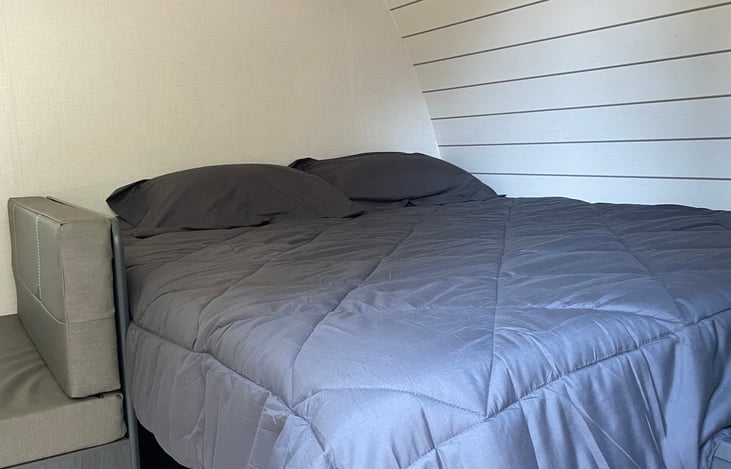 Queen bed
