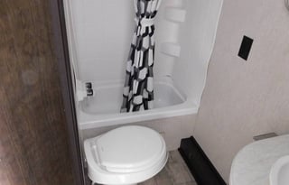 2019 Pioneer Toy Hauler-Use your 1/2 ton truck!!