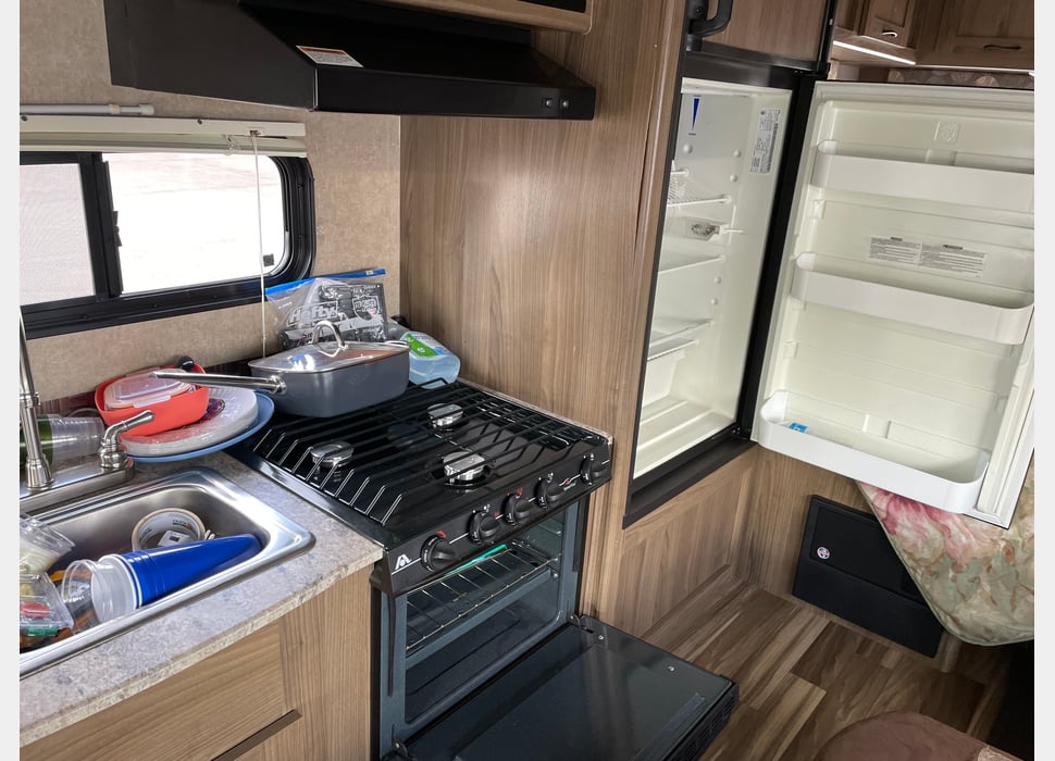 Class C Motor Home rentals in Silver Lake
