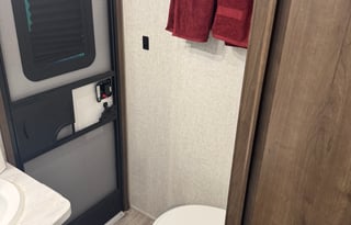 2021 Keystone RV Cougar Half-Ton 32BHS