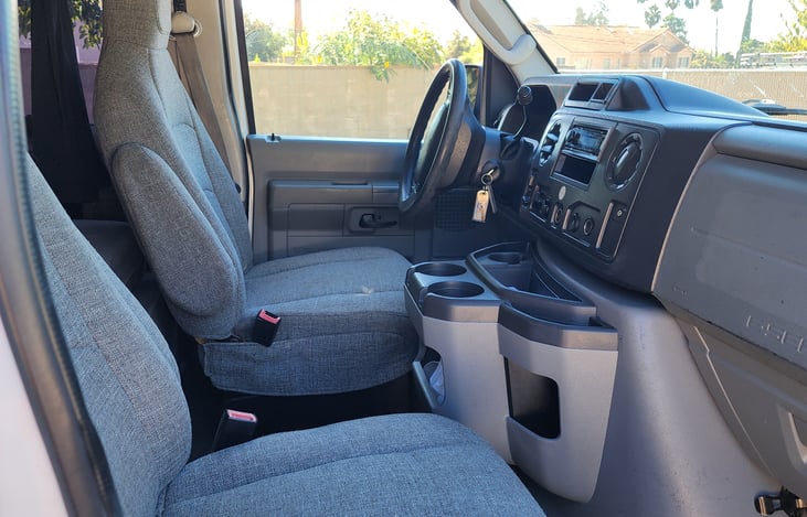 Seats 5 with seat belts.