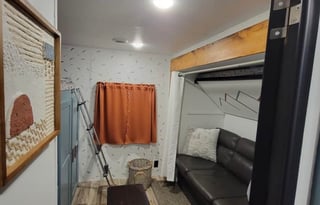 John and Rachel's Weekend Retreat - Lake Sakakawea