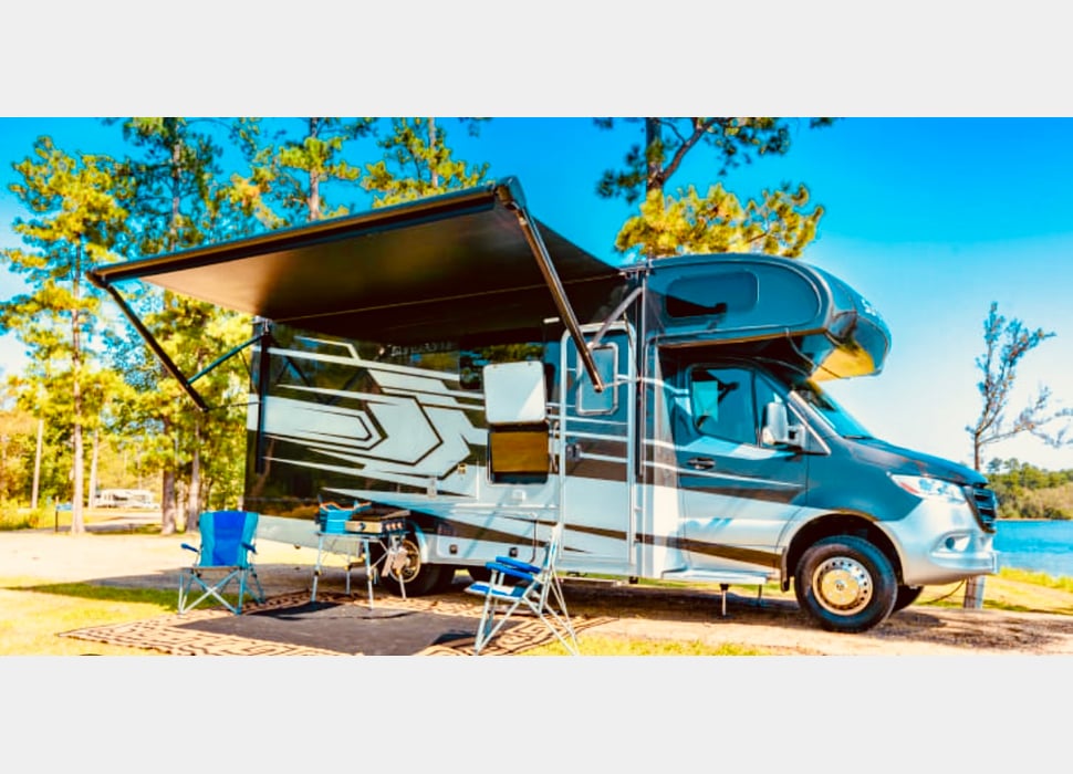 Class C Motor Home rentals in Milton