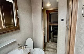 T4 - 2020 RockWood Ultralite 2910SB** Sleeps 10!!